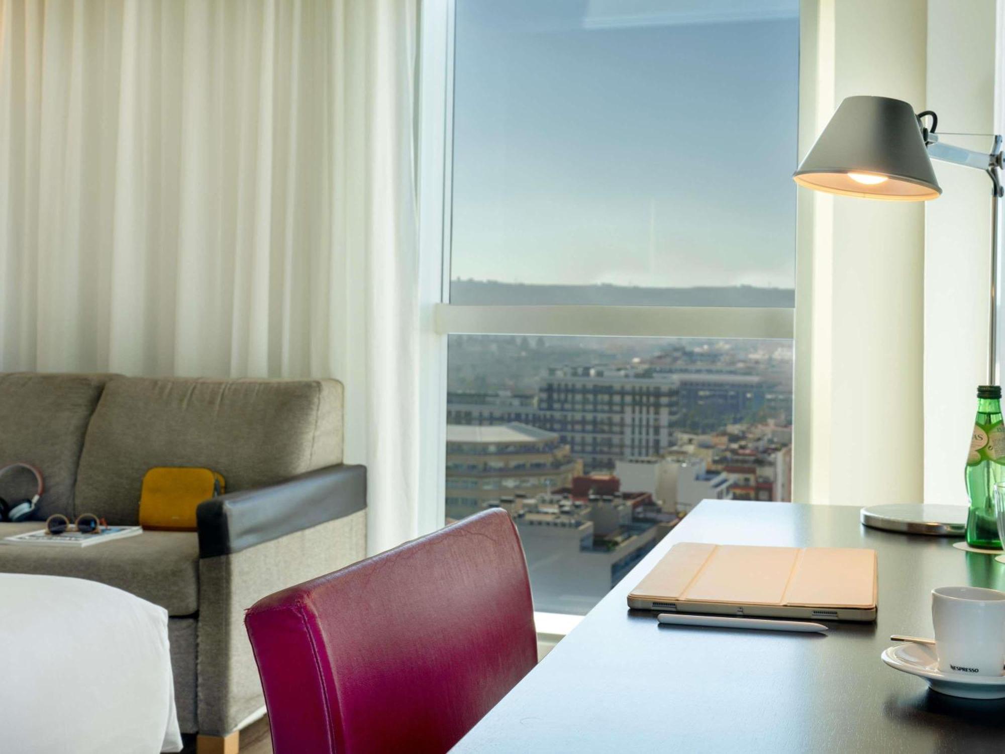 Novotel Barcelona City — Photos 2